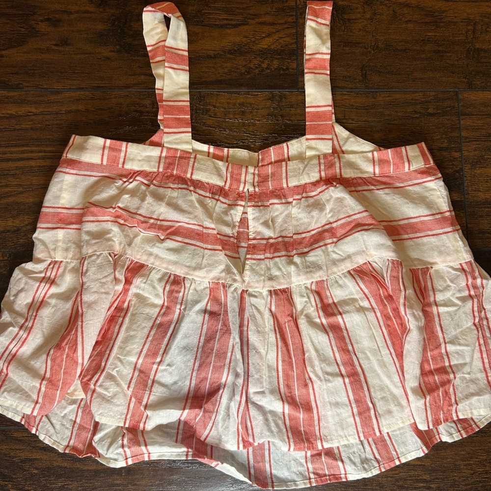 Loft red and white striped flowy boxy tank top - size small - Picture 4 of 11